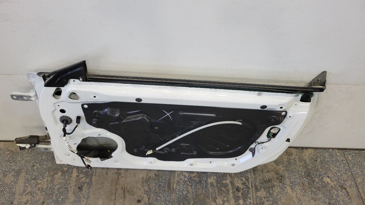 2019 CAMARO RH FRONT DOOR SUMMIT WHITE 000 GAZ 30642 - image 12
