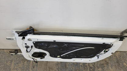 2019 CAMARO RH FRONT DOOR SUMMIT WHITE 000 GAZ 30642 - image 15
