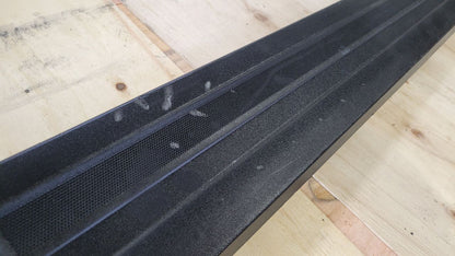 2019 SILVRDO15 LH DRIVER BED RAIL TRIM CHEVY 5'8" 30654 - image 10