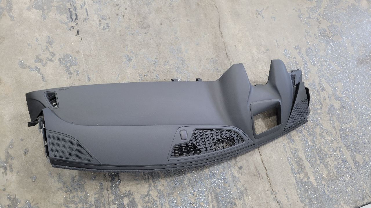 2019 CAMARO UPPER DASH PANEL W/HUD CUTOUT & BAG 30672 - image 8