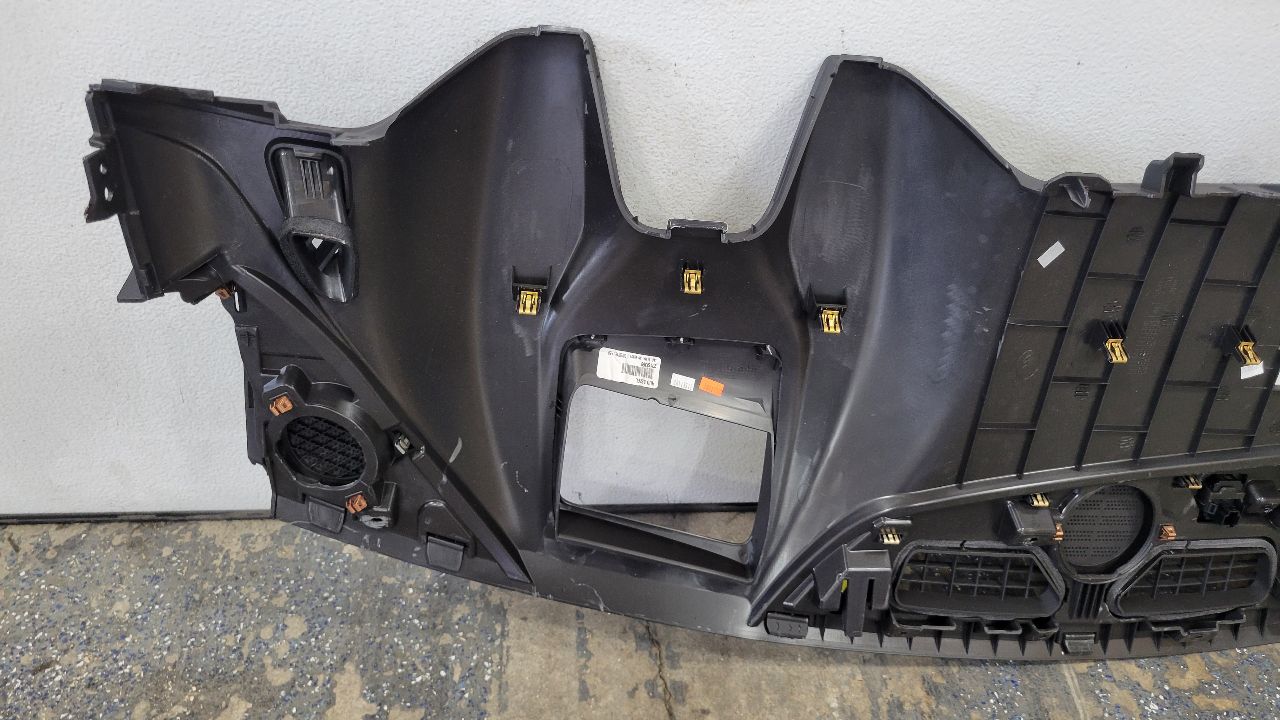 2019 CAMARO UPPER DASH PANEL W/HUD CUTOUT & BAG 30672 - image 11