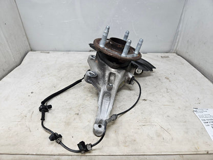 2019 CAMARO LH DRIVER FRONT SPINDLE W/HUB 28K 30745 - image 4
