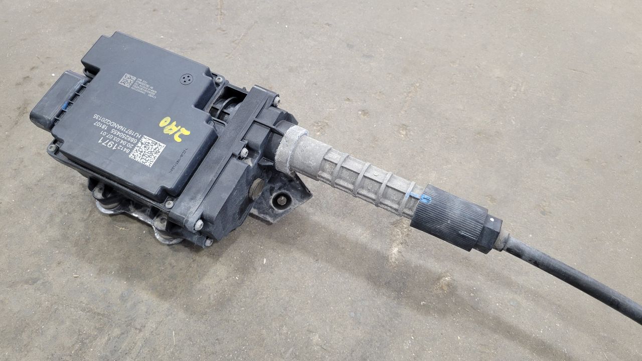2019 CAMARO ELECTRONIC PARK BRAKE ACTUATOR 30750 - image 6