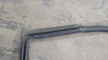 2019 CAMARO DRIVER LH DOOR WEATHERSTRIPPING 30755 - image 7