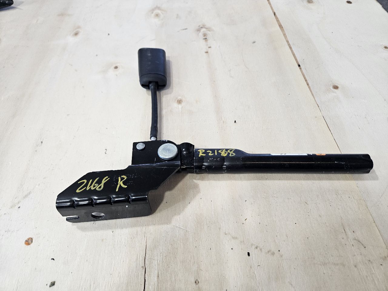 2019 SIERRA150 PASSENGER SEATBELT TENSIONER BLACK 30768 - image 1