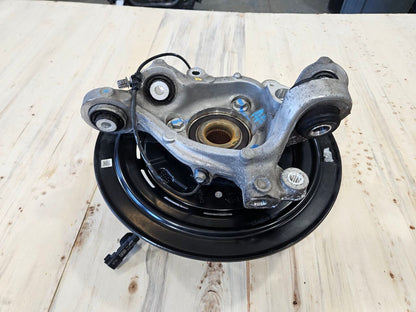 2019 CAMARO LH DRIVER REAR SPINDLE HUB SS 1LE 30790 - image 10