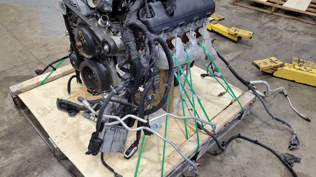 2022 SILVRDO15 6.2L L87 ENGINE 25K MILES 30810 - image 18