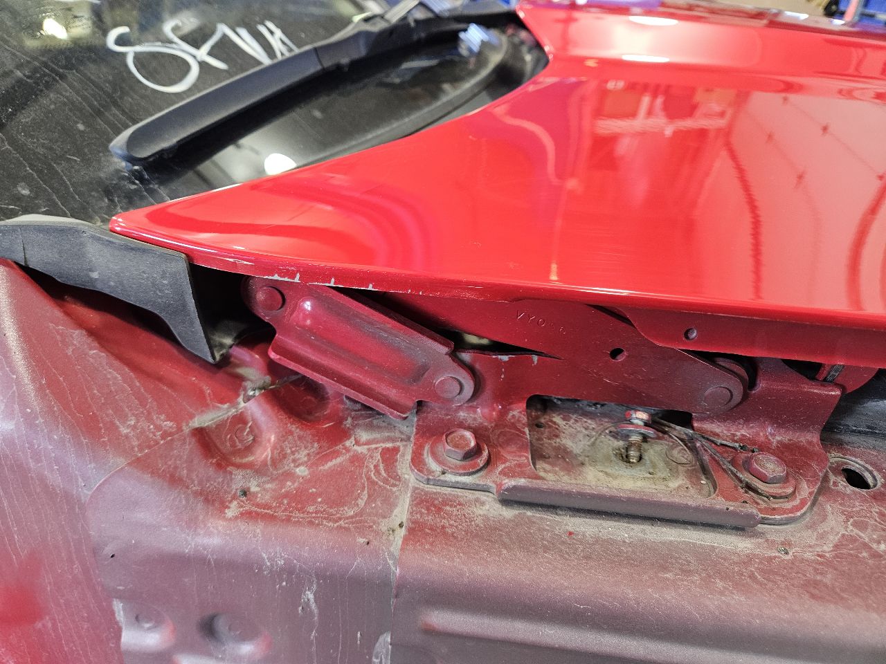 2013 CAMARO HOOD VICTORY RED GCN 1 TINY DING 2P0 30826 - image 19