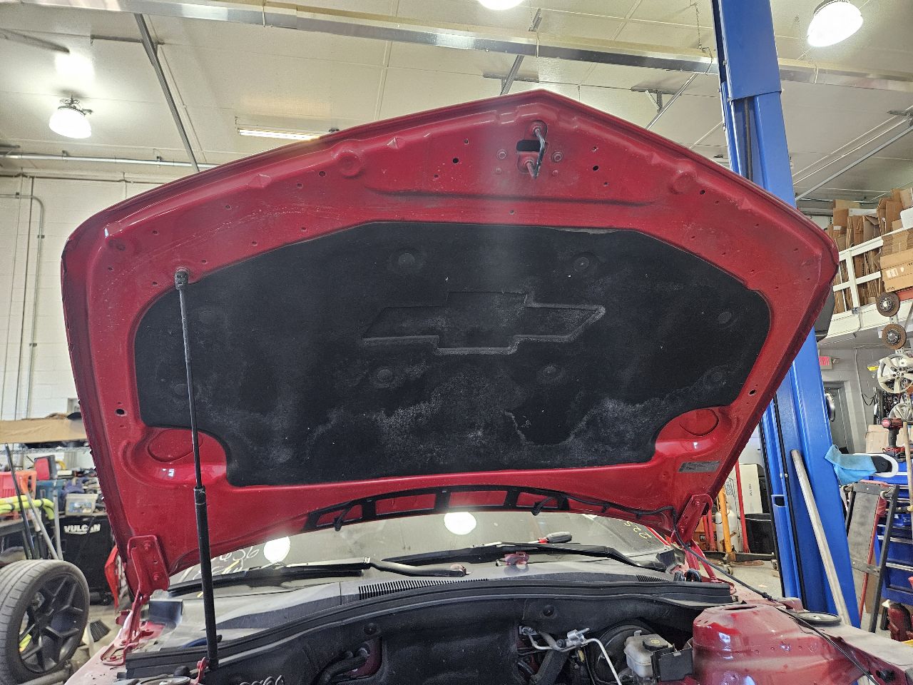 2013 CAMARO HOOD VICTORY RED GCN 1 TINY DING 2P0 30826 - image 20