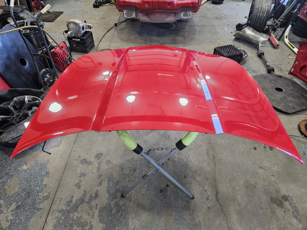 2013 CAMARO HOOD VICTORY RED GCN 1 TINY DING 2P0 30826 - image 5