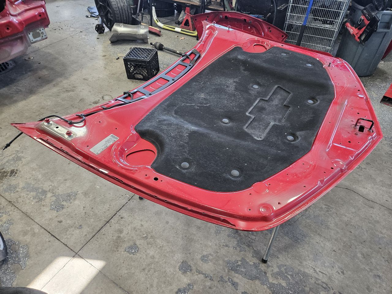 2013 CAMARO HOOD VICTORY RED GCN 1 TINY DING 2P0 30826 - image 8