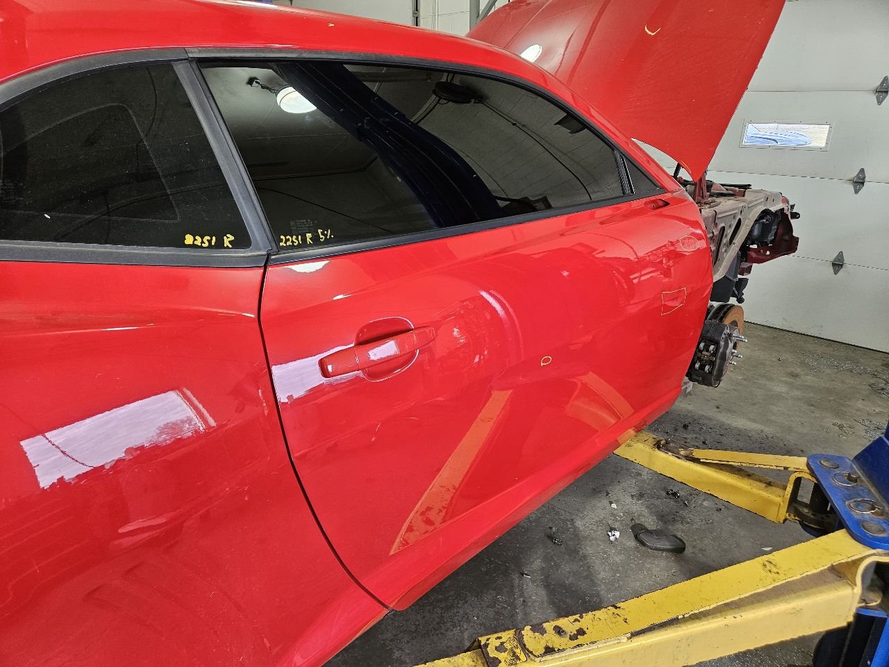2013 CAMARO RH DOOR RED GCN COUPLE PARKING DINGS 30827 - image 14