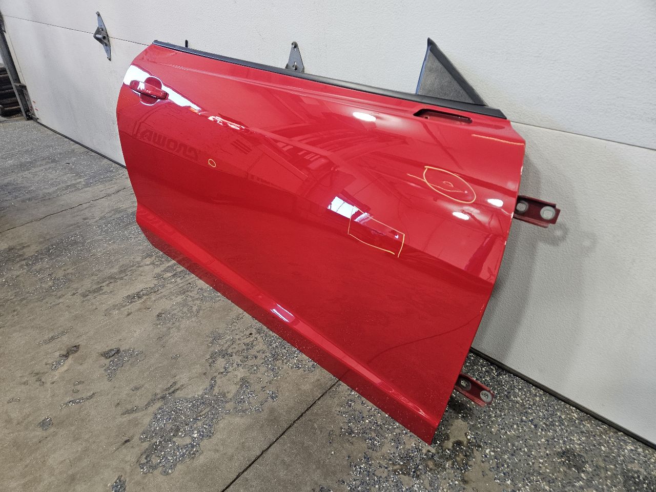 2013 CAMARO RH DOOR RED GCN COUPLE PARKING DINGS 30827 - image 2