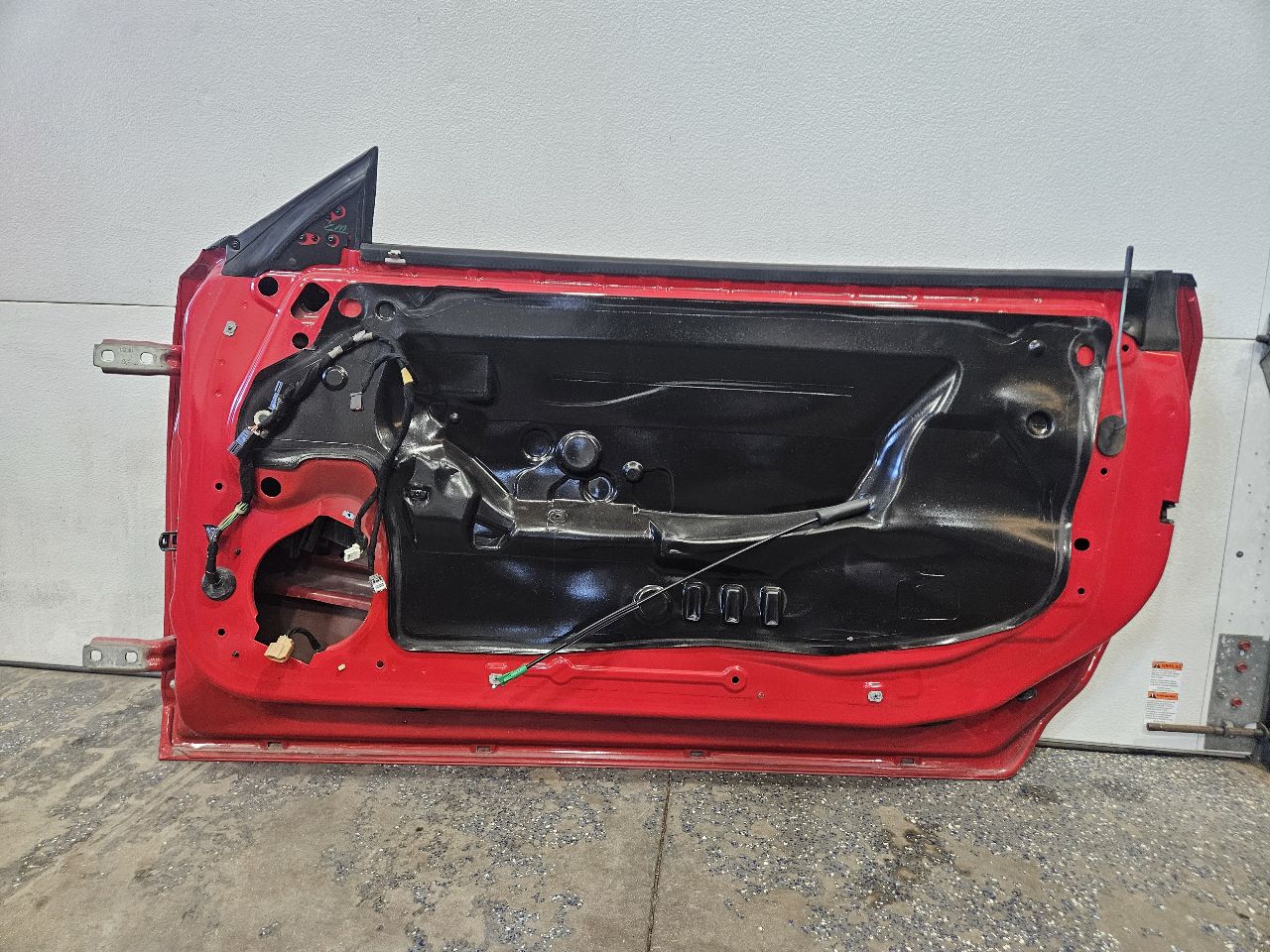 2013 CAMARO RH DOOR RED GCN COUPLE PARKING DINGS 30827 - image 9
