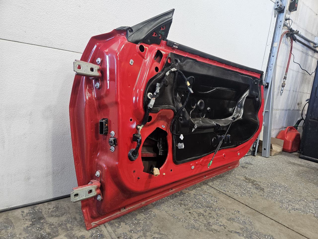 2013 CAMARO RH DOOR RED GCN COUPLE PARKING DINGS 30827 - image 10