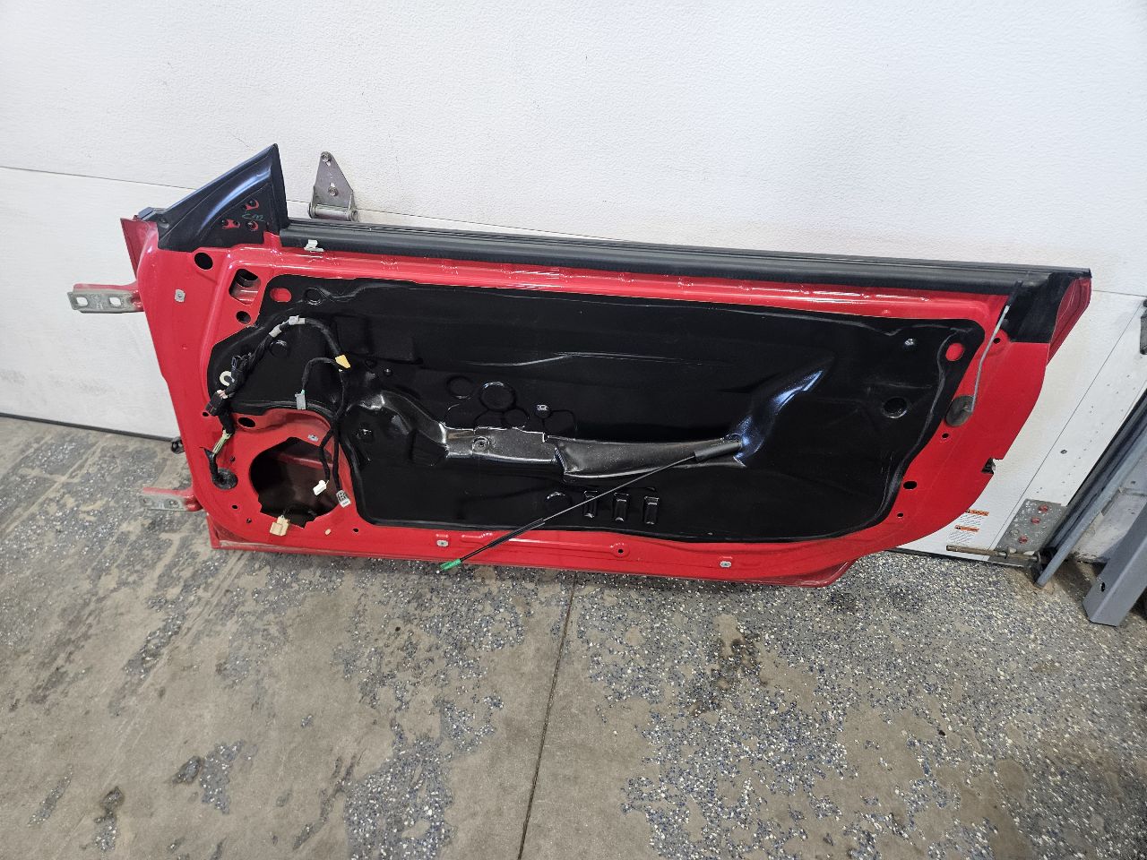 2013 CAMARO RH DOOR RED GCN COUPLE PARKING DINGS 30827 - image 12