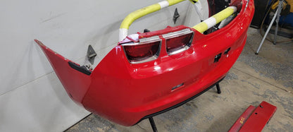 2013 CAMARO REAR BUMPER RED GCN 1S1 SCUFF W/LIGH 30861 - image 9
