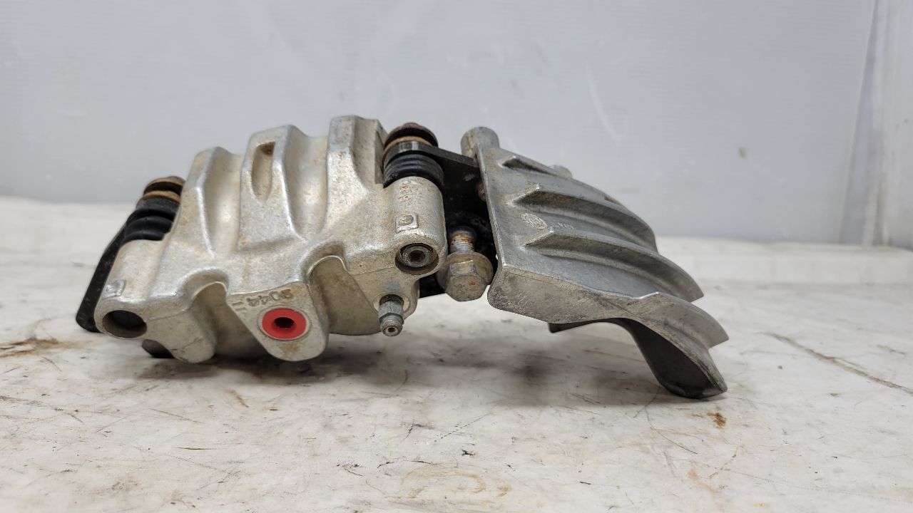 2019 POLUTV FRONT RH BRAKE CALIPER & BRACKET 30896 - image 4
