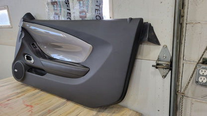 2010 CAMARO RH PASSENGER DOOR PANEL TRIM 30922 - image 3