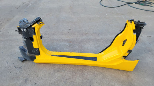 2000 CORVETTE LH ROCKER SIDE APERTURE YELLOW 30941 - image 2