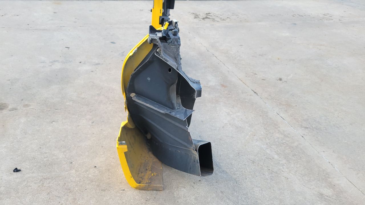 2000 CORVETTE LH ROCKER SIDE APERTURE YELLOW 30941 - image 8