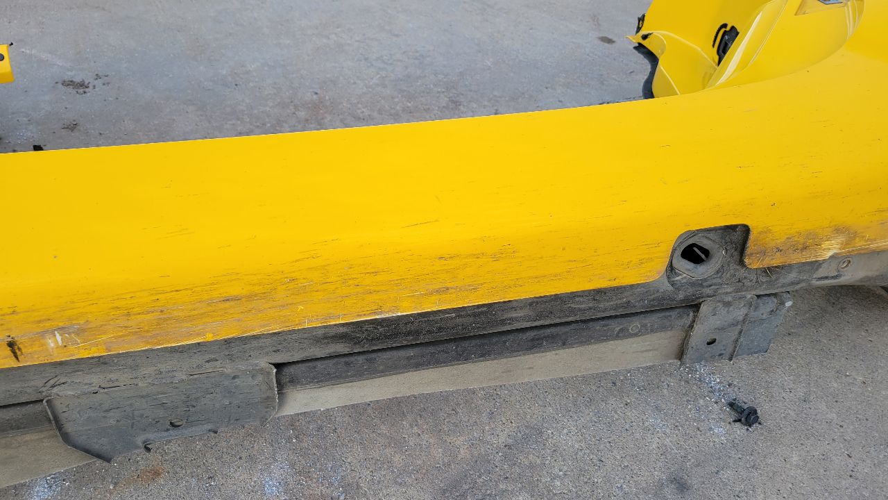 2000 CORVETTE LH ROCKER SIDE APERTURE YELLOW 30941 - image 14