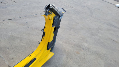 2000 CORVETTE RH ROCKER PANEL SIDE APERTURE YELLOW 30942 - image 6