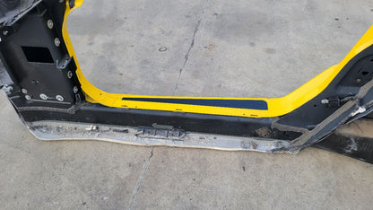 2000 CORVETTE RH ROCKER PANEL SIDE APERTURE YELLOW 30942 - image 13