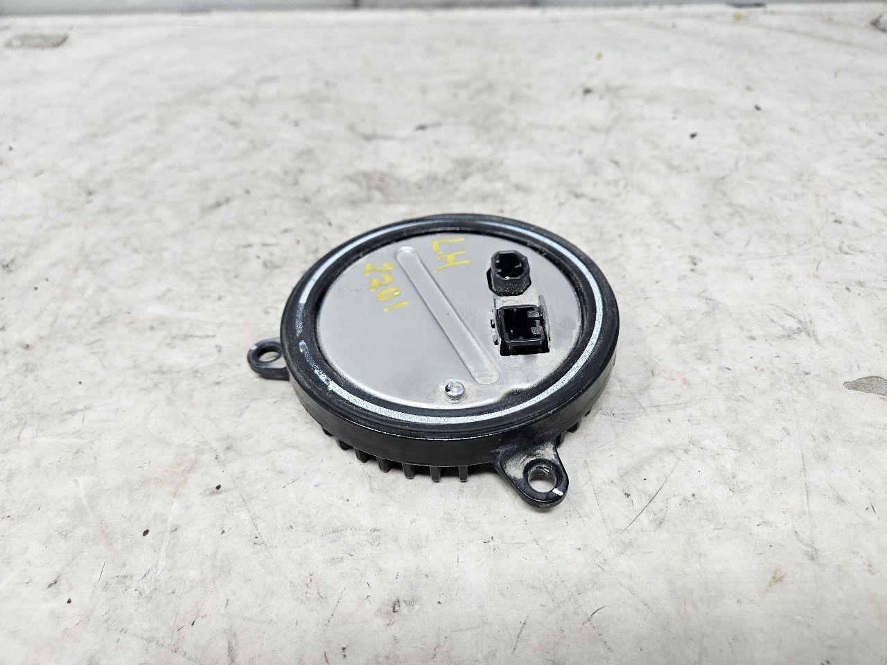 2010 CAMARO HEADLAMP HID BALLAST 25794777 30962 - image 4