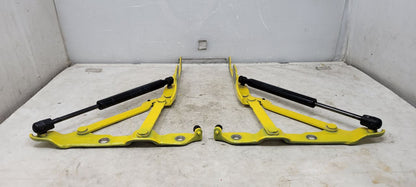 2010 CAMARO TRUNK DECKLID HINGES PAIR LH RH YELL 30978 - image 1