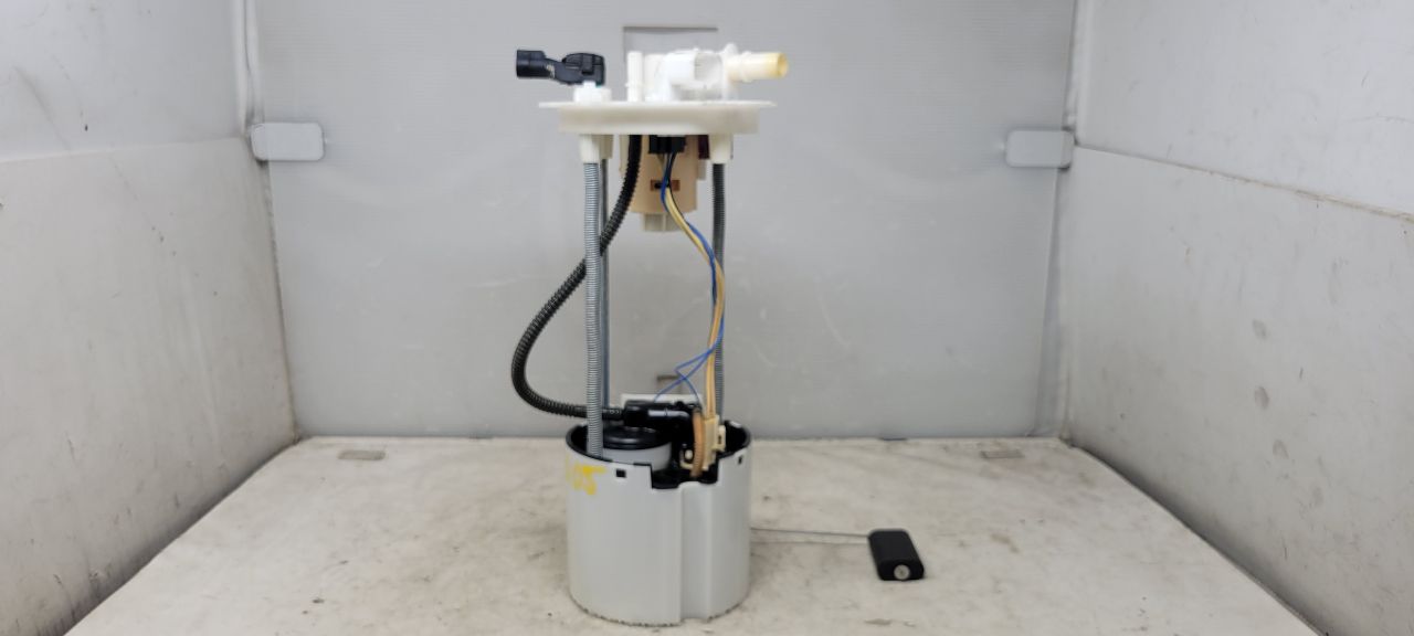 IN TANK FUEL PUMP 5'9" FJW 42K MI 30995 - image 1