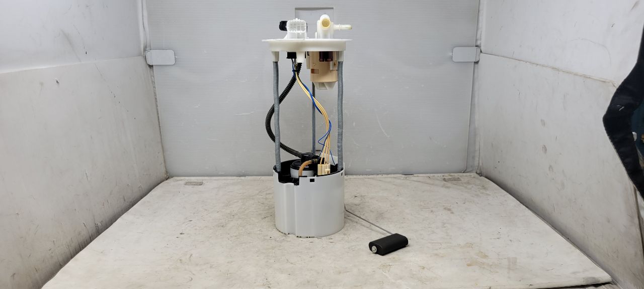 IN TANK FUEL PUMP 5'9" FJW 42K MI 30995 - image 3