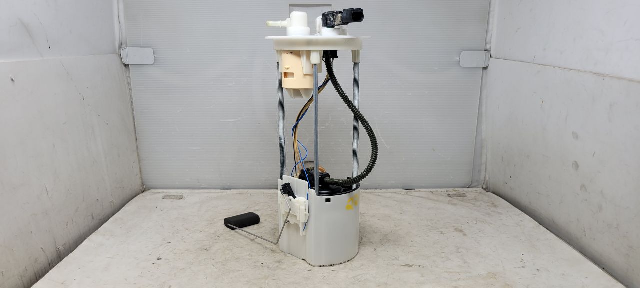 IN TANK FUEL PUMP 5'9" FJW 42K MI 30995 - image 7