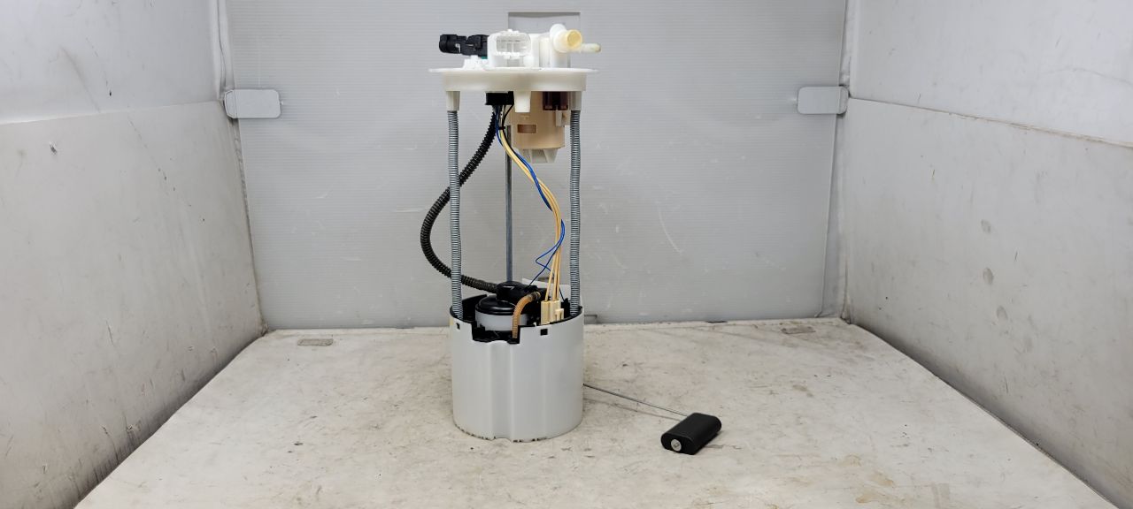 IN TANK FUEL PUMP 5'9" FJW 42K MI 30995 - image 11