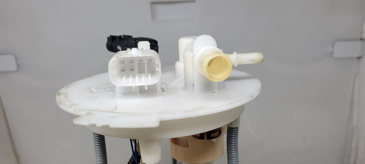 IN TANK FUEL PUMP 5'9" FJW 42K MI 30995 - image 12