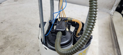 IN TANK FUEL PUMP 5'9" FJW 42K MI 30995 - image 1