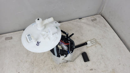 SS 1LE FUEL PUMP 28K MILES 84244659 30997 - image 10