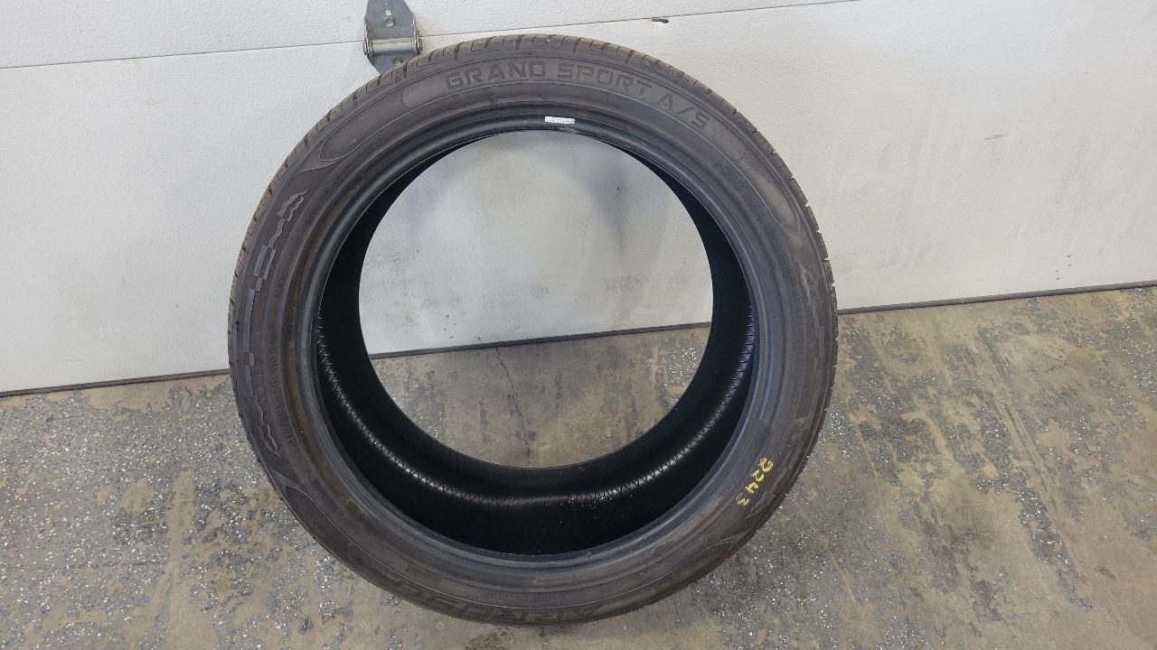 2018 CAMARO ARROYO GRAND SPORT 315/35R20 10/32" 31011 - image 1