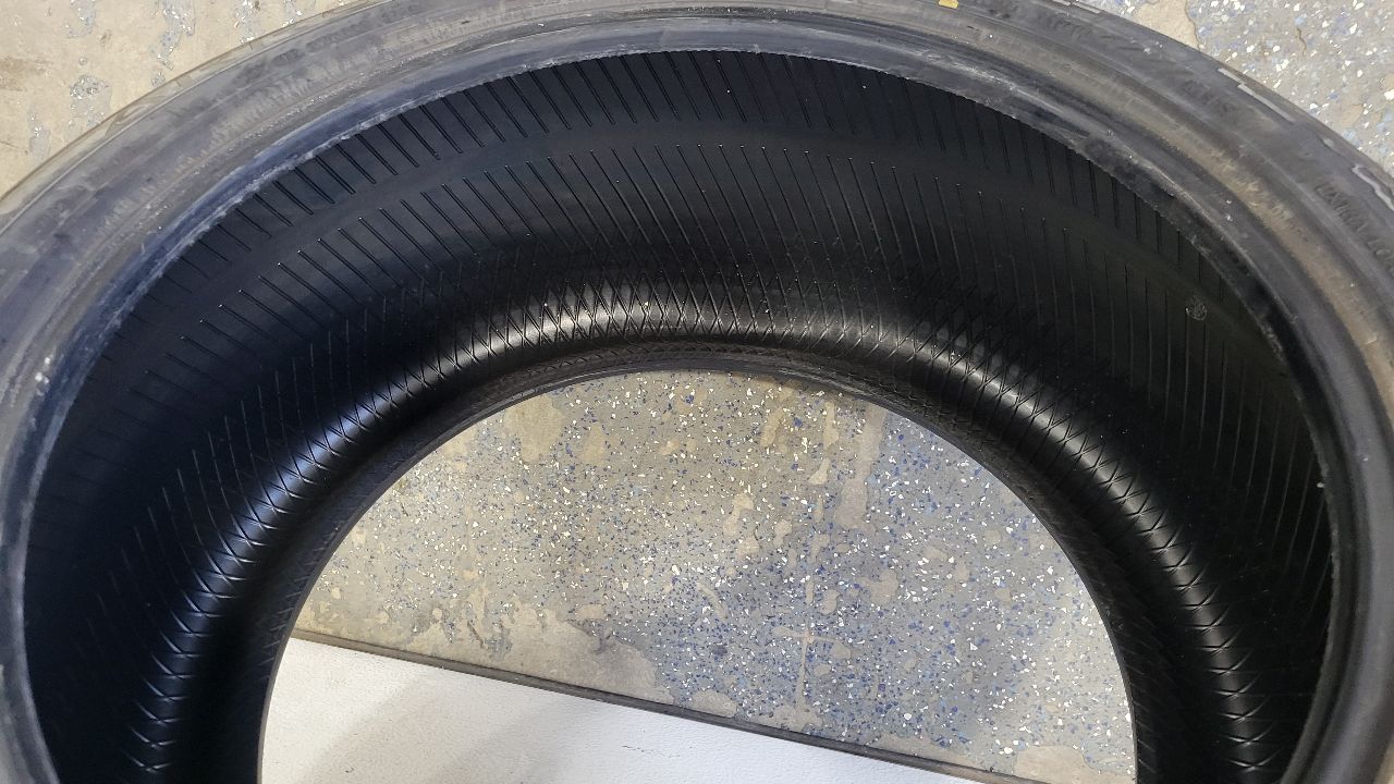 2018 CAMARO ARROYO GRAND SPORT 315/35R20 10/32" 31011 - image 10