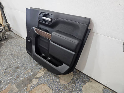 2020 SILVRDO15 FRONT RH DOOR PANEL HIGH COUNTRY BLK 31020 - image 5