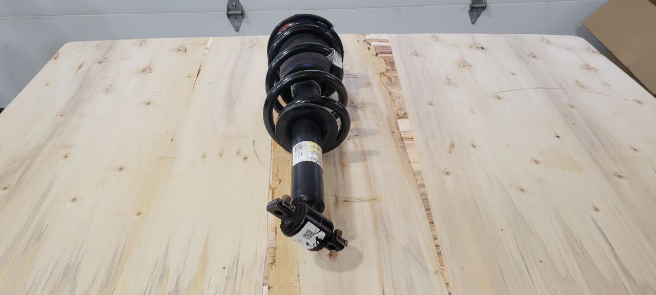 2020 SILVRDO15 FRONT STRUT 43K MILES 84721643 31034 - image 5