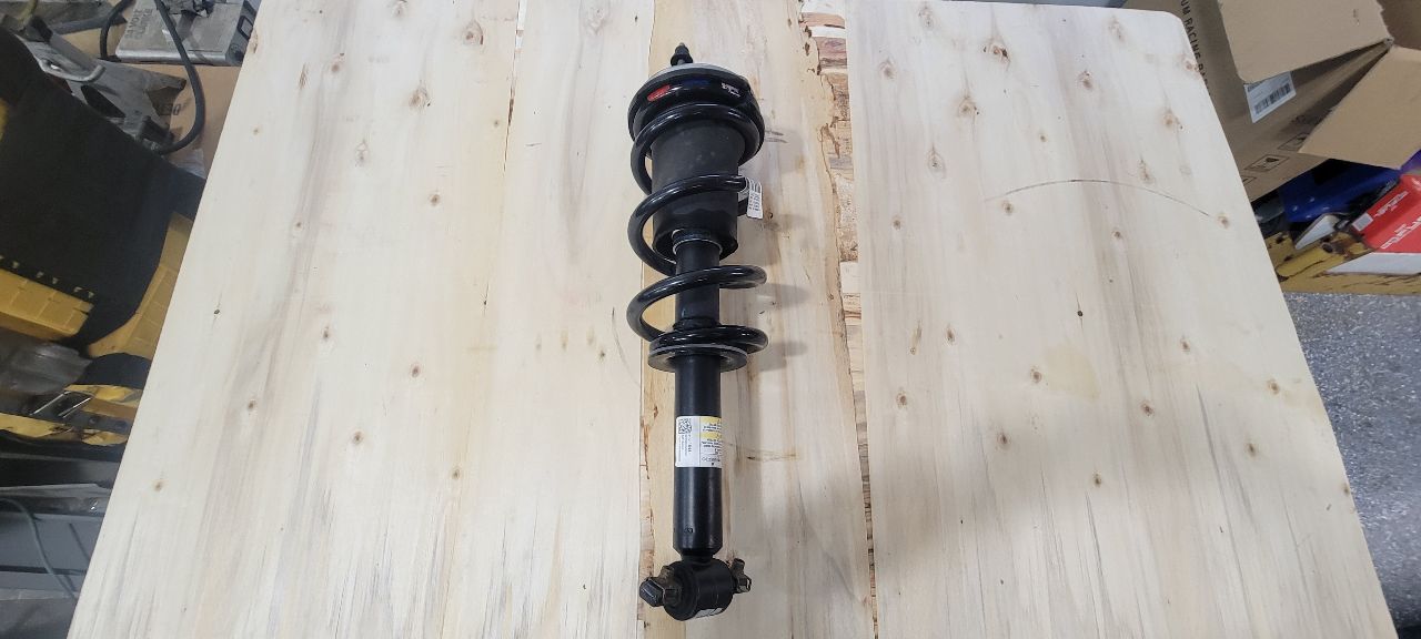2020 SILVRDO15 FRONT STRUT 43K MILES 84721643 31034 - image 6