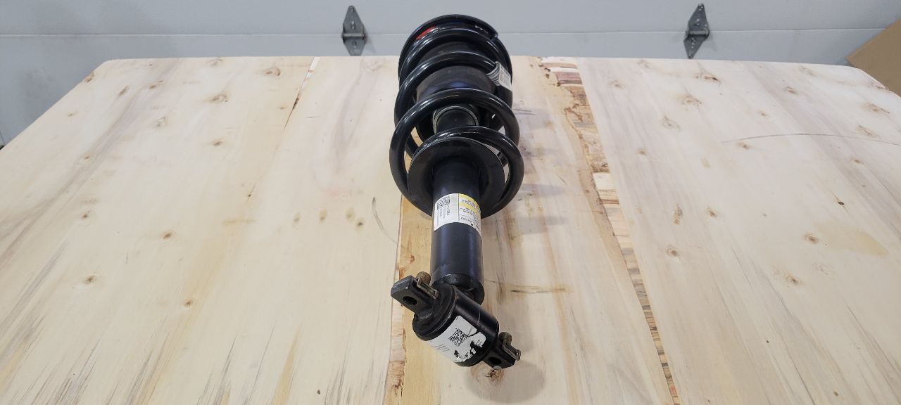 2020 SILVRDO15 FRONT STRUT 43K MILES 84721643 31034 - image 7