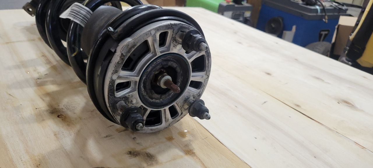 2020 SILVRDO15 FRONT STRUT 43K MILES 84721643 31034 - image 14