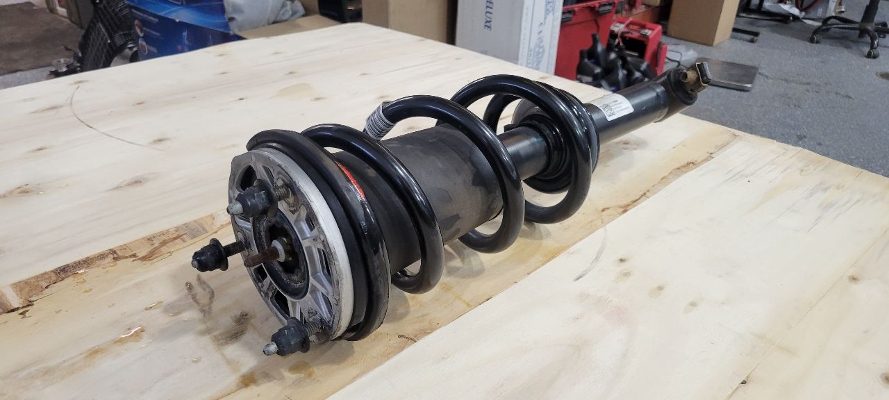2020 SILVRDO15 FRONT STRUT 43K MILES 84721643 31034 - image 16