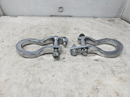 2020 SILVRDO15 OEM FRONT TOW HOOKS PAIR CHROME 31042 - image 2