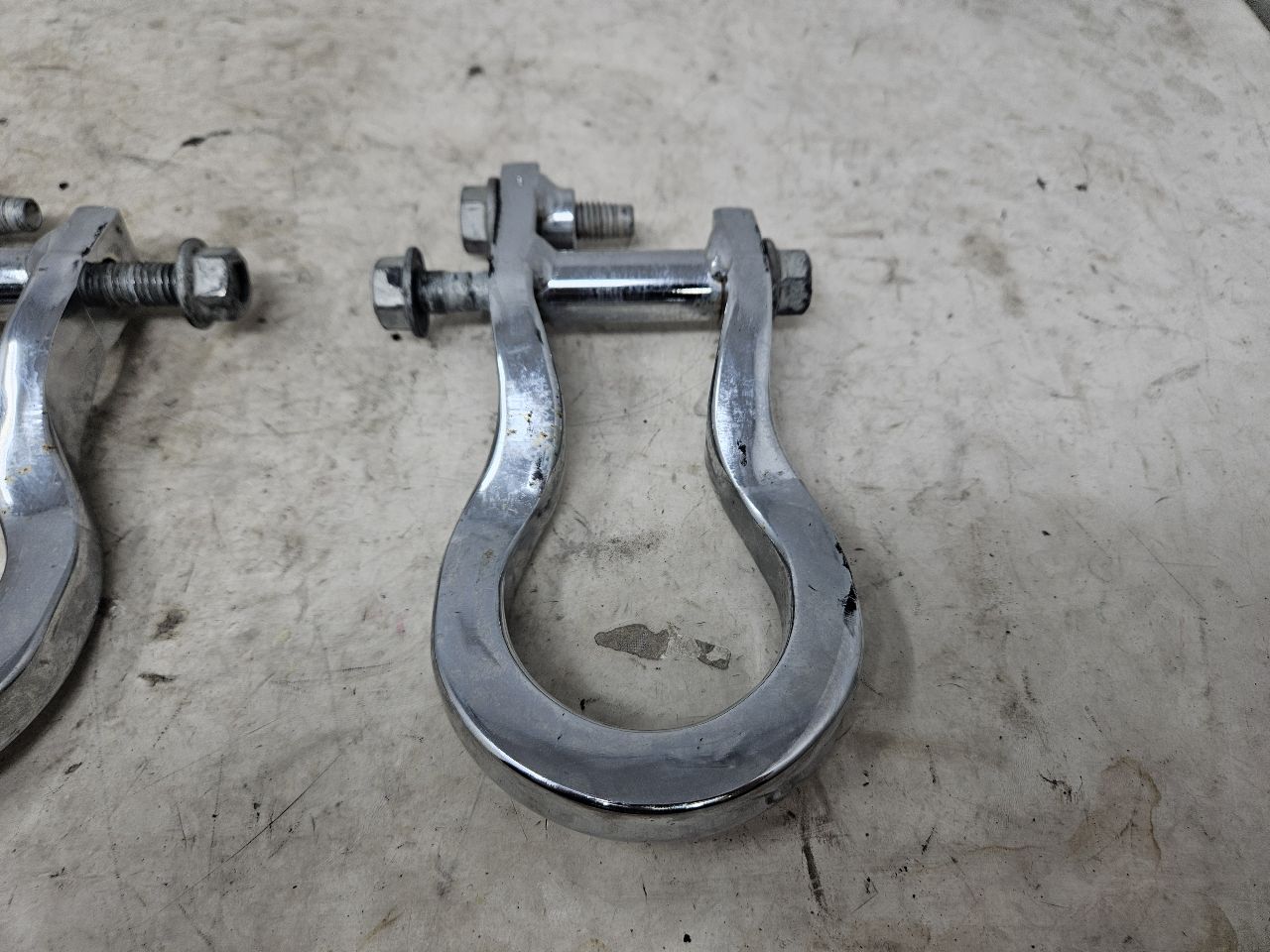 2020 SILVRDO15 OEM FRONT TOW HOOKS PAIR CHROME 31042 - image 7