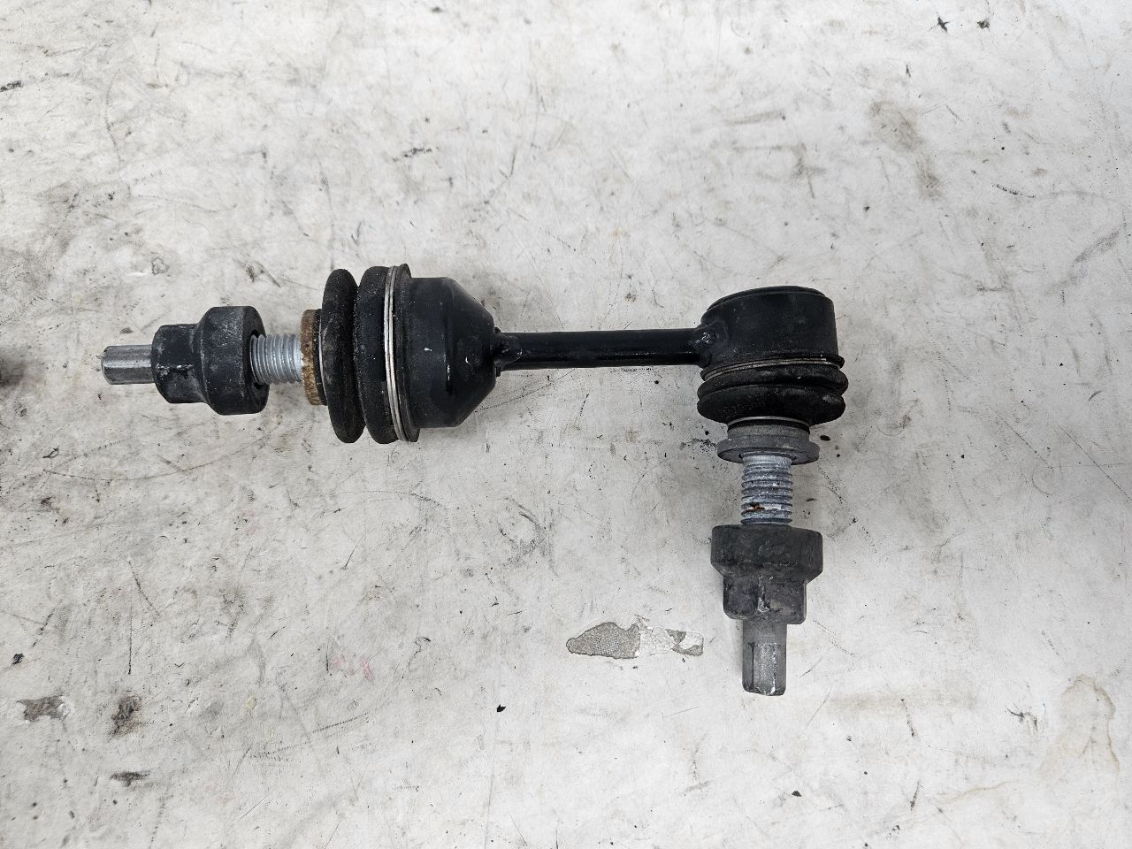 2020 SILVRDO15 FRONT SWAY BAR END LINKS PAIR LH RH 31047 - image 12