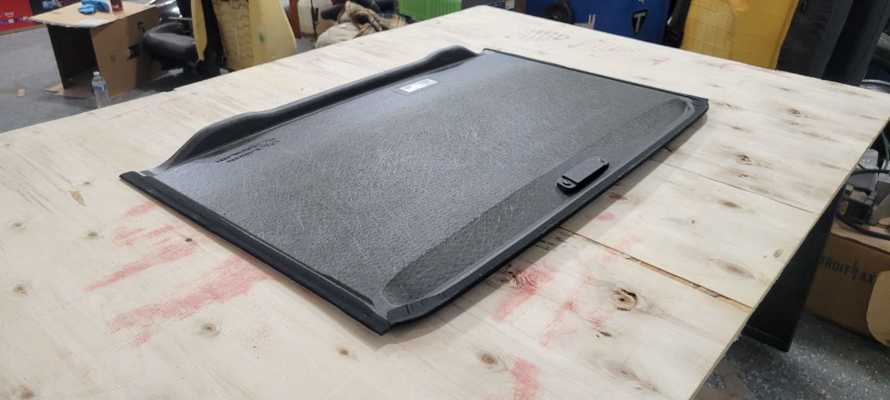 2020 SILVRDO15 SUN ROOF SHADE OEM JET BLACK 31066 - image 15