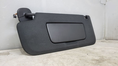 2020 SILVRDO15 LH SUN VISOR BLACK LIGHTED 84657816 31067 - image 3